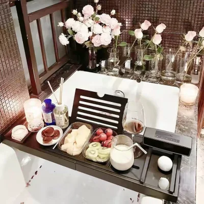 Multifunctional Bamboo Bathtub Caddy Lightweight No Assembly Bathroom Storage Shelf Bath Organizer
