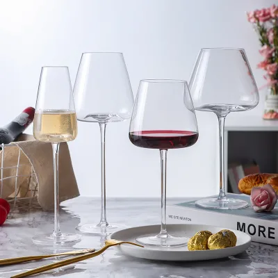 European Retro Classic Design Concave Bottom Crystal Glass Set Handblown Bordeaux Burgundy for White Wine Red Wine for Champagne
