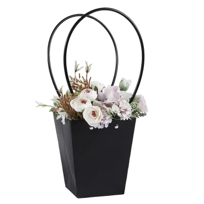Customized Luxury Kraft Paper Bag Waterproof with Long Handle Featuring Recycled Materials