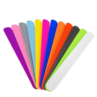 Portable 215 by 25 mm Size Soft Bendable Silicone Solid Matte Finish Washable Reusable Material Flexible Snap Bracelet for Gift