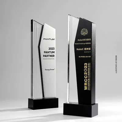 New Design Crystal Trophy Colorful Custom Sport Trophy Awards Wholesale Glass Trophy