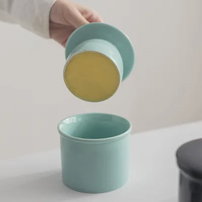 Customized Solid Color Simple Ceramic Butter Storage Jar with Lid