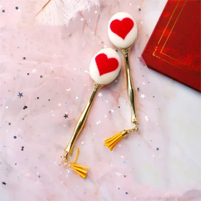 New Long Handle Cleaning Dust Brush With Heart Design Nail Art Brush