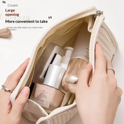 Fashionable Fresh Sweet Womens Handbag PU Tote Large Capacity Luxurious Vibe Cute Dopamine-Inspired Design Portable Cosmetic