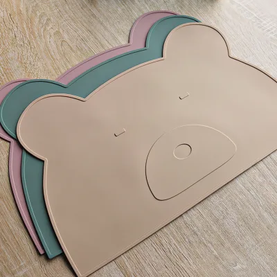 Custom Logo Cute bear-shaped silicone placemat. Waterproof, stain-resistant, easy clean. Soft & safe for babies