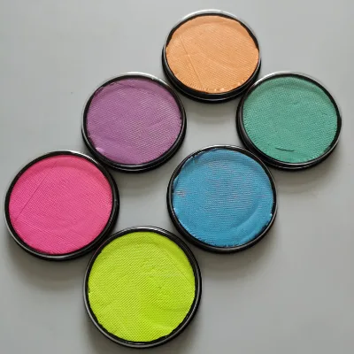 Various color top quality factory price good coverage 20g face body paint cake