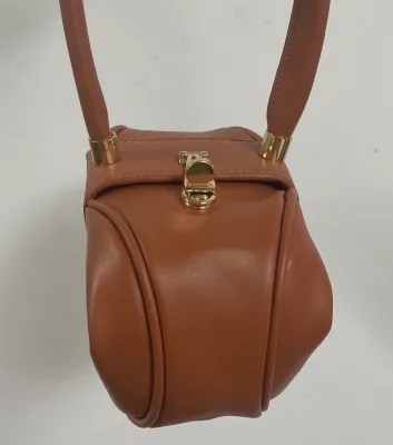 Spring New Women's Fashion Retro Apple Shape Open Closure Foldable Handbag with Nylon Lining Dumpling Design