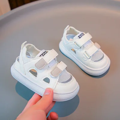 Children's Boys and Girls Summer New Soft Sole Non-slip Breathable Lightweight Comfortable Hollow Flat Bar Sandals
