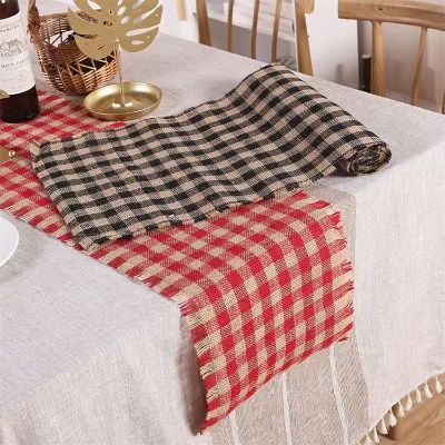 Wholesale Price Jute Table Runner Party Supplie Red Plaid Pattern Wedding Table Cloth Eco-friendly Table Runner for Dining Room
