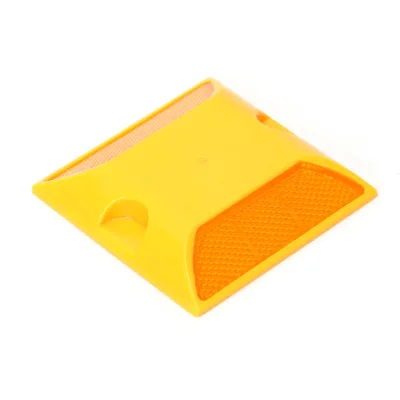 Double Yellow Plastic Road Reflectors Street Pavement Driveway Stud Markers Commercial Street and Area Lighting