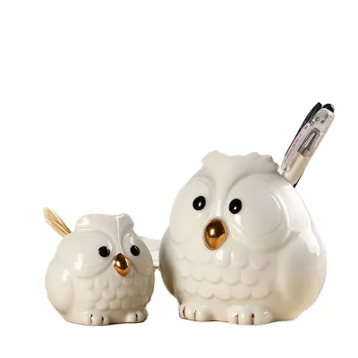 Decorative Art White Owl Design Ceramic Pen Holder