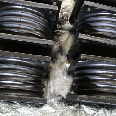 Laminated Rubber Buffer Spring Multi-Layer Rubber Metal Composite Vibration Isolator for Vehicle Chassis