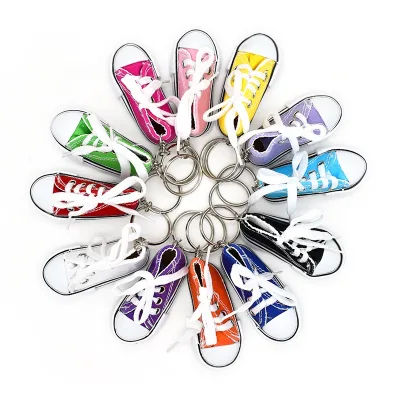 JM Wholesale 7.5CM Mini Canvas Small Shoes Keychain Fashion Car Bag Charm Simulation 3d Canvas Sneaker Keychain