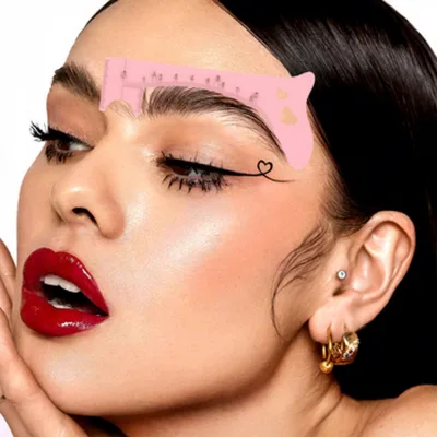 Hot Selling Product 2024 Reusable Eyebrow Template for Brow Stamp Mini Multifunctional Makeup Tool Ruler