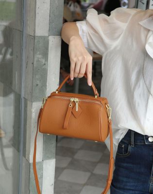 Genuine Leather Women Trendy Soft Leather  Handbag  Summer New Top Grain Leather Pillow Boston Bag Unique Shoulder Crossbody Bag