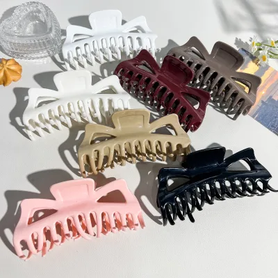 Glossy Jumbo TPE Hair Claw Clip Large Hollow Shark Clip Non-slip Hair Grab Clips for Thick Hair Daily Hairstyle