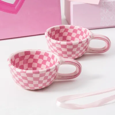 Wholesale Korean Style Custom Color 200ml Couple Checkered Coffee Porcelain Ceramic Mug Gift Boxes Retro Cup