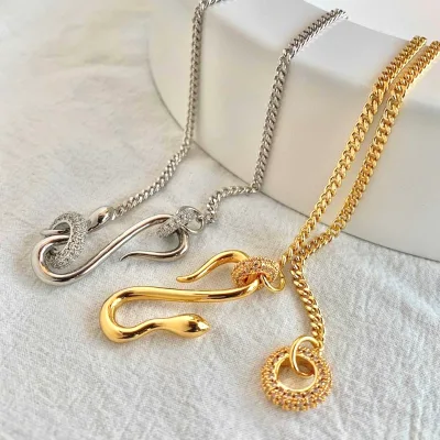 Neutral Personality Niche Cool Full Drill American Ring Spirit Snake Bone Chain Necklace Fashion Trend Necklace