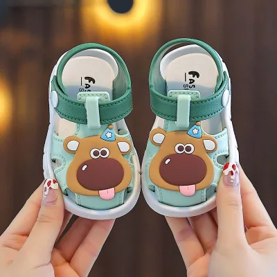 2025 New Outdoor Baby for Boys Girls Wear-Resistant Anti-Kick Walking Closed-Toe Design Soft Summer Sole for 1-3 Years Old