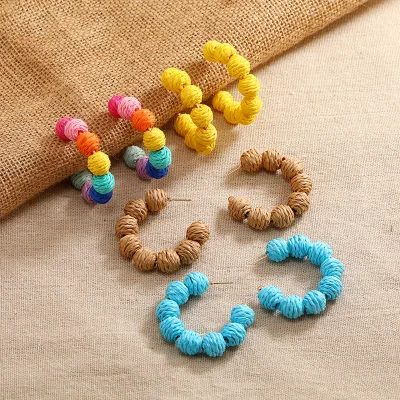 Handmade Rattan Woven Summer Round Ball Geometric Circle Earrings Bohemian Lafite Grass C-shaped Hoop Earrings for Women