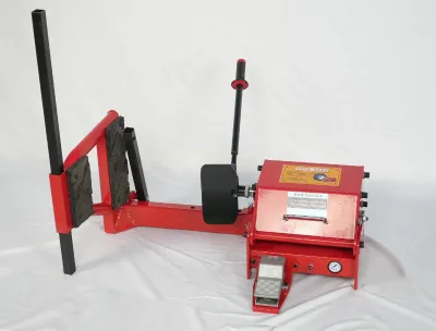 Air Operated Tire Gripper Pneumatic Truck Tire Clamp Machine Multifunction Tire Bead Breaking Repair Equipment