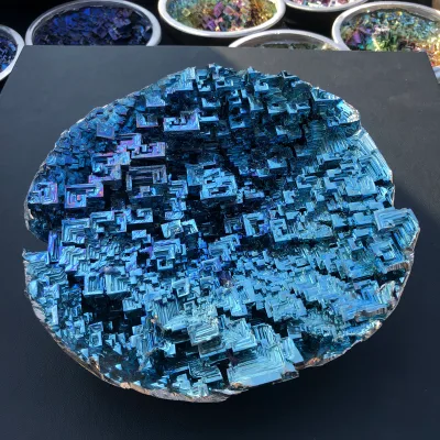 Wholesale Beautiful Rough Stone Natural Blue Mineral Stone Bismuth Ore Crystal for Decoration