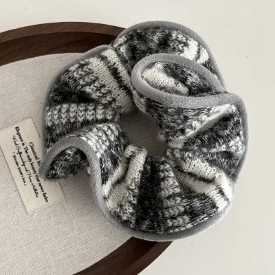 Vintage Solid Color Yarn Fabric Hair Band Temperament Knitted Scrunchies