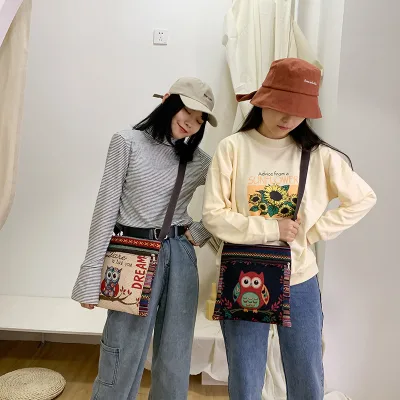 New Fashion Casual Crossbody Small Bag Ethnic Style Trendy Single Shoulder Waterproof Canvas Embroidered Patchwork Detail Zipper