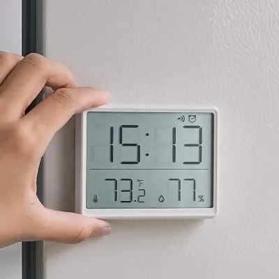 Temperature and Humidity Clock Magnetic Wall Mounted Infant Thermometer With Time