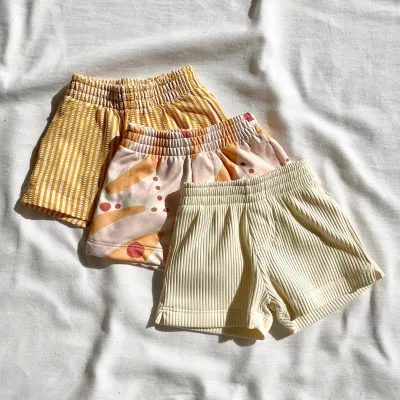 2023 Swimsuit Children Swimming Trunks Comfortable Cute Boy Swimsuit Ribbed Print Beach Boxer Swimming Trunks Baby Beach Shorts