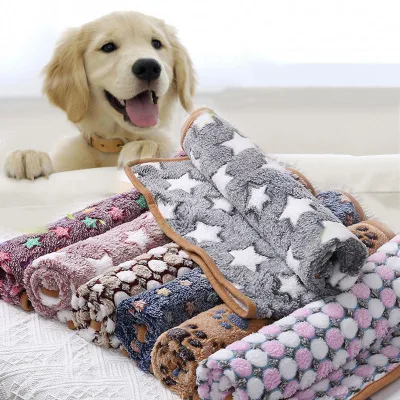 Soft Fluffy Dog Cute Star Printing Mat Warm Breathable Skin Friendly Cats and Dogs Bed Blanket for Pet