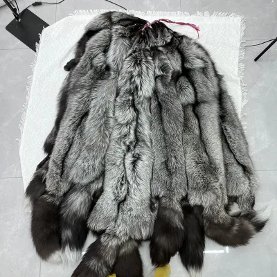 Chinese  Good Quality Big Size Thick and Fluffy  Real Silver Fox Fur Skin for Collar
