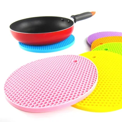 Multipurpose Nonslip Hot Pads Honeycomb Design Silicone Placemat Coaster Coffee Cup Mug Glass Drink Mat Home Kitchen Accessories