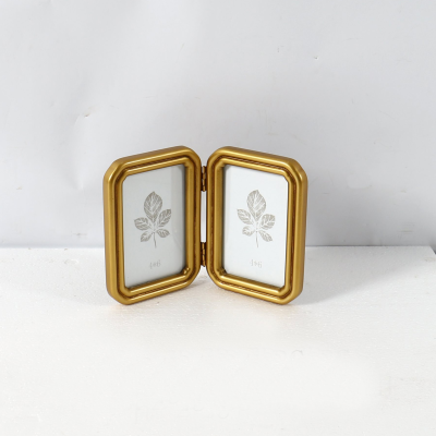 Frame Photo 4X6 Newly Delivery Home Accent 10.25X7 Inch Golden Metal Frame Picture Photo for Wholesale