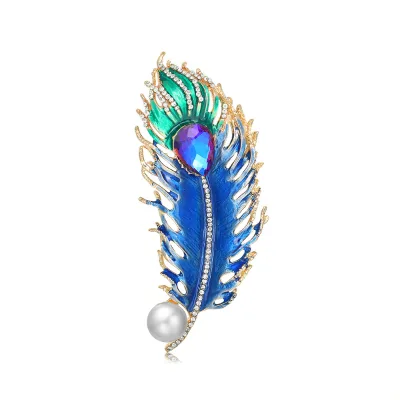 Creative Retro Style Peacock Feather Brooch Colorful Drip Oil Inlaid Diamond Chest Flower Accessory for Clothing or Gifts