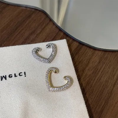 Trendy Fashion Jewelry Accessory Sparkling Clip Earrings Without Piercing Non Pierced Heart Zircon Cuff Earrings Women