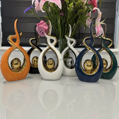 High Quality European Light Luxury Modern Design Handicraft Ceramic Home Decor for Anniversary