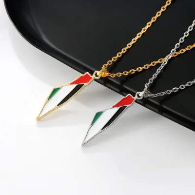 New Arrival  Oil Drip Vintage Palestine Necklace Israel Map Pendant Metal Accessories Free Palestine Heart Pendant Necklace