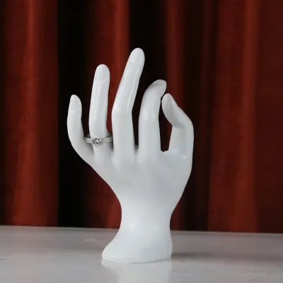 Creative Art Ok Gesture Modeling Resin Jewellery Rack Display Props Ring Bracelet Necklace Fashion Jewelry Display Stand Holder