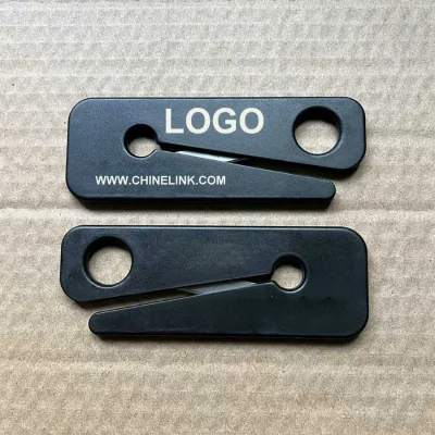 Custom Branding Gift Plastic Safety Cutter with Concelled Blade for Car Seat Belt Cut Knife