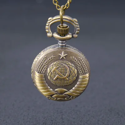 Wholesale Quartz Pocket Watch Small Delicate Chain Antique Bronze Globe Five-Pointed Star Pocket Watches Festival Gift