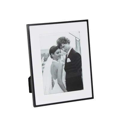 Nordic Style High Quality Black Metal Photo Frame for Home Decoration Desktop Display Metal Frames