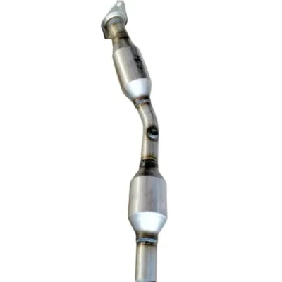 Auto Parts Three Way Catalytic Converter for Toyota Prius 2010-2015 1.5L