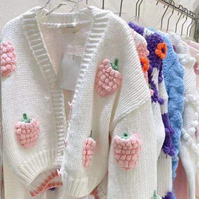 2026 Factory Wholesale Lots Hot Sale Autumn/Winter Women's Fashion Cardigan Sweater Coat Inventory Random Delivery Women Clothes