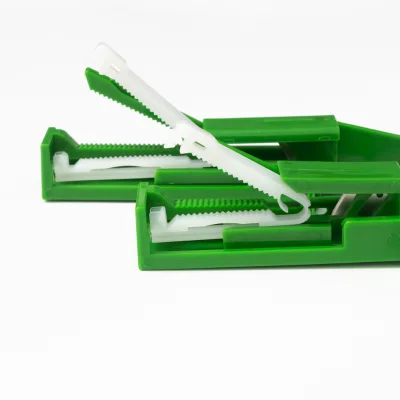 3R Standard Medical Plastic Umbilical Clamps and Cutters
