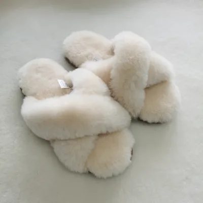 Fashion Real Wool Lamb Skin Fur Open Toe Breathable Anti-Slippery Winter Warm Sheepskin Sliders for Women