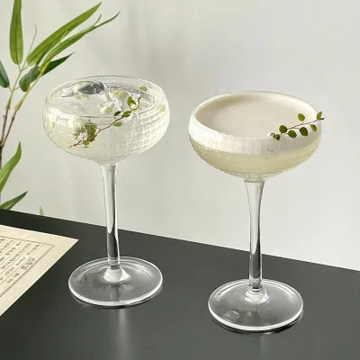 Ultra-Thin Vintage Martini Cocktail Glass Ribbed Creative Checkered Dish Shaped Cup Wide Mouth Relief Custom Wine