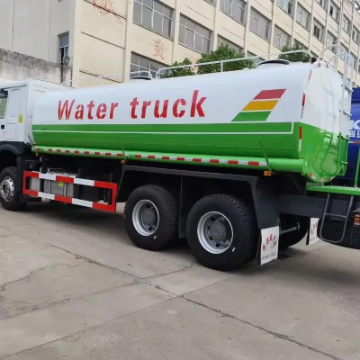 Custom 4x2 Diesel Water  Truck with 6000 Liter Pump Engine Sale Sprinkling Cart with Motor Core Components