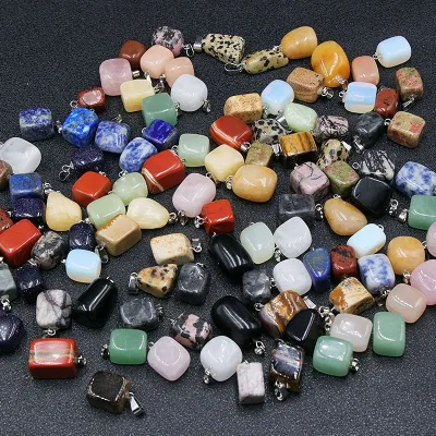 Assorted Colorful Polished Healing Crystals Hand-carved Raw Stone Pendant Necklace with Link Chain for Gift