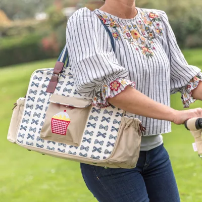 Large Capacity Multifunctional Nylon for Mommy Bag Cute Baby Diaper Backpack Portable Crossbody Design Fashionable Printed Patte